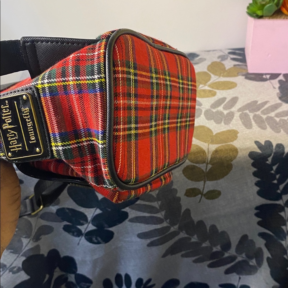 Harry Potter Loungefly Bag Euc - Picture 6 of 10